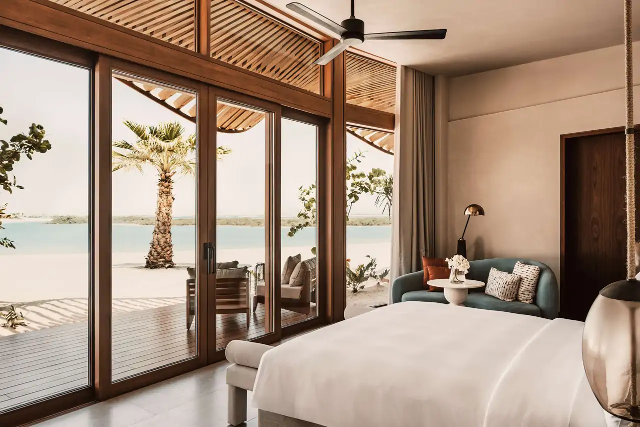Beach Front 1 Bedroom Suite
